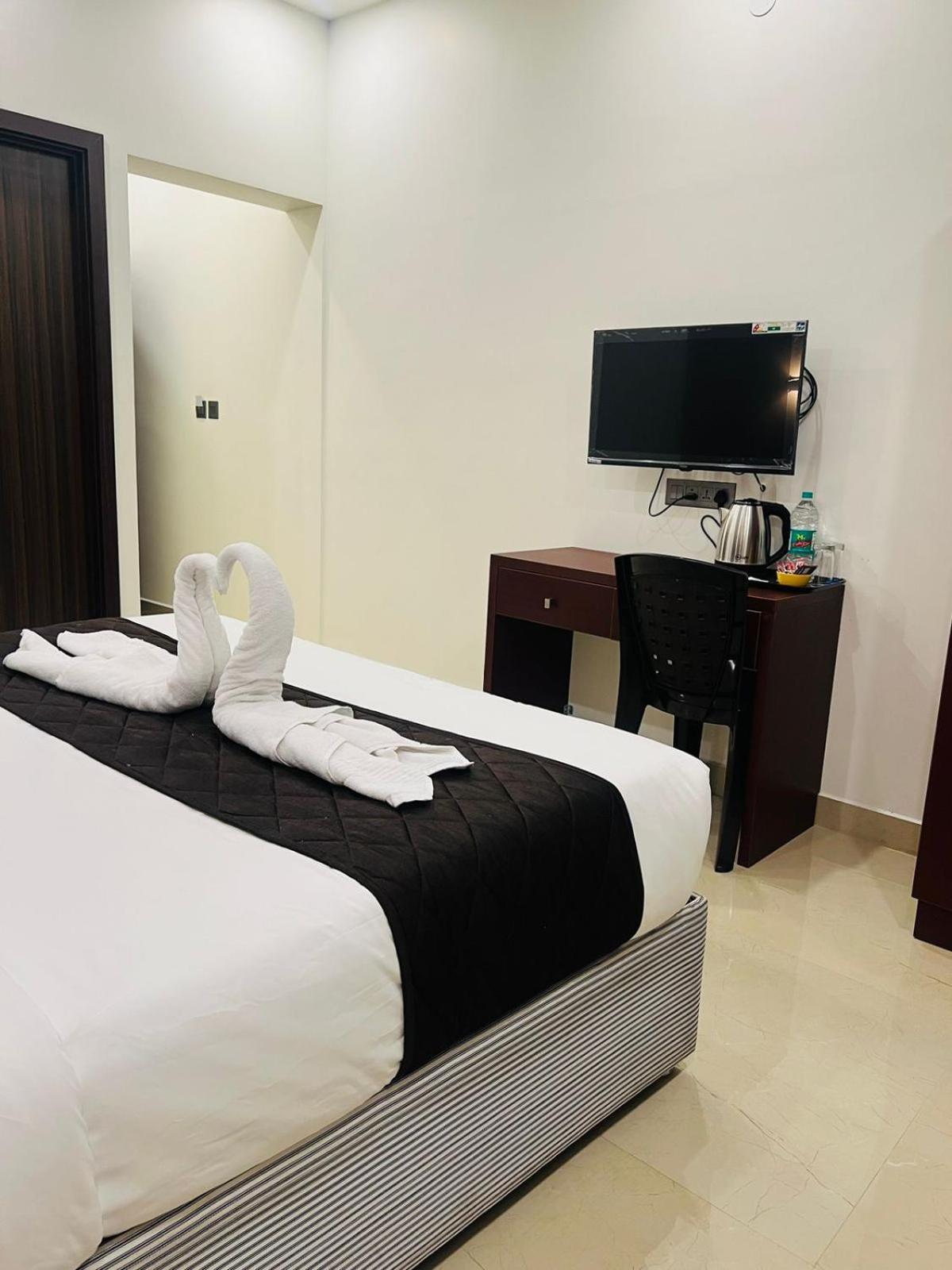The Lotaz Hotel Kochi 외부 사진